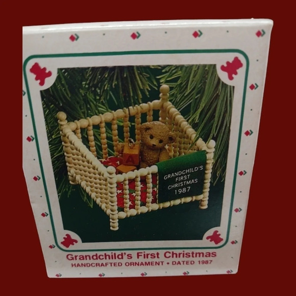 Hallmark grandchild first christmas ornaments set of 2 - Picture 5 of 5